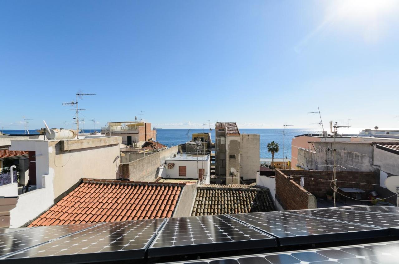 Le Tartarughe Aparthotel Letojanni Exteriör bild